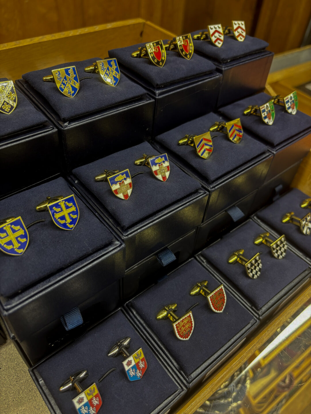 college-cufflinks3
